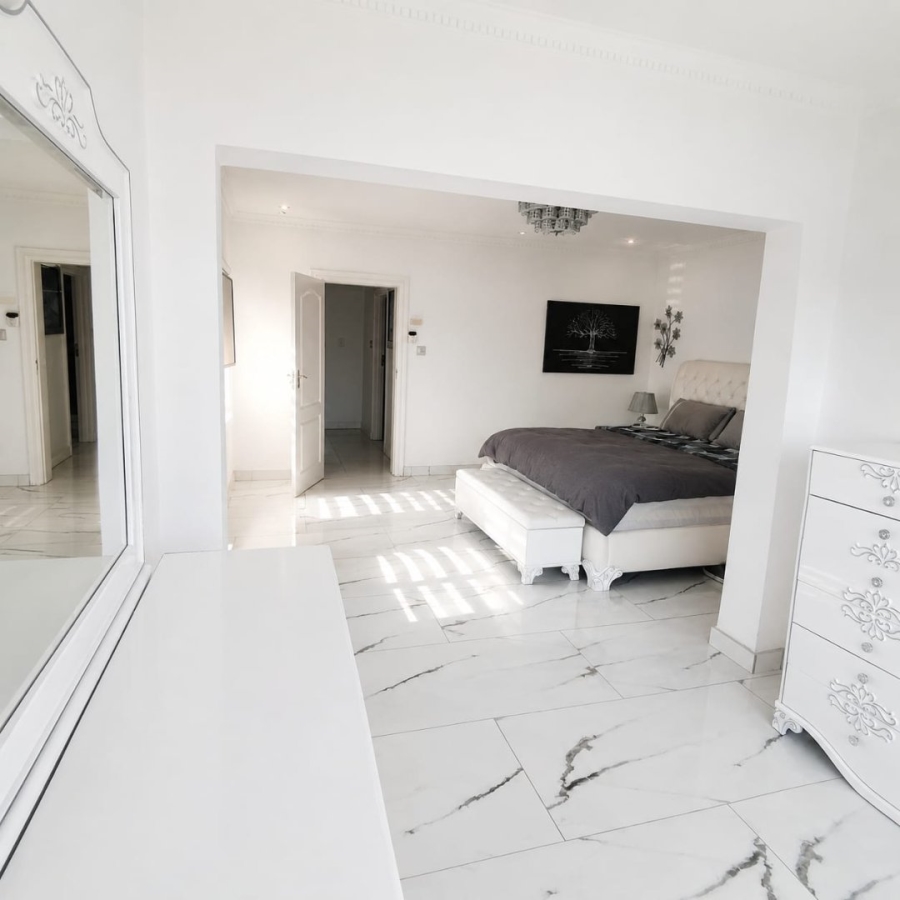 5 Bedroom Property for Sale in Selborne Eastern Cape